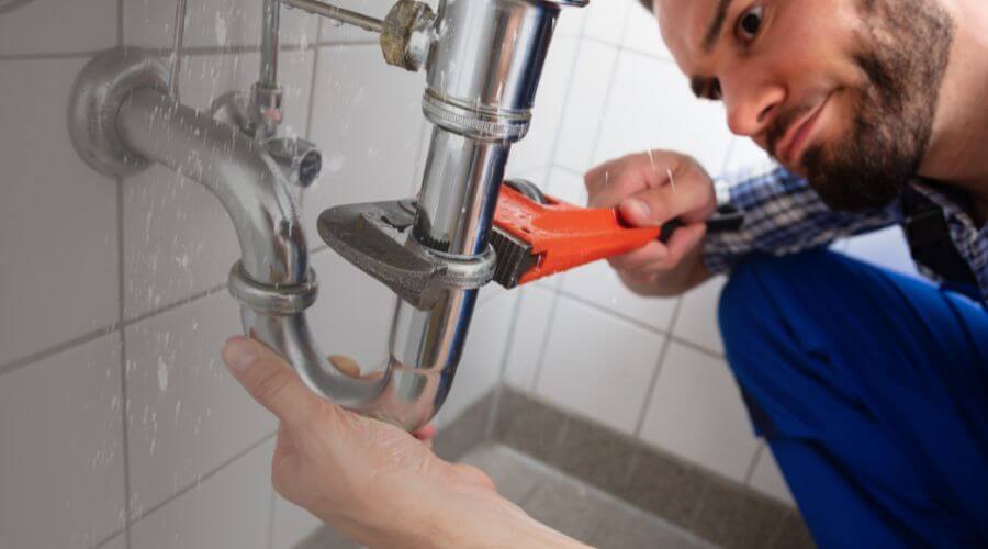 Professional same day plumber services in Fort Gratiot, MI