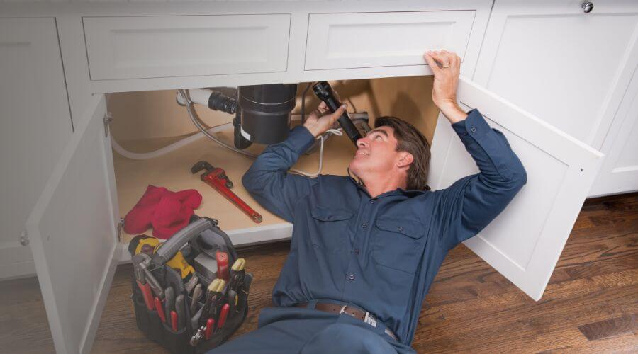 Professional same day plumber in Fort Gratiot, MI